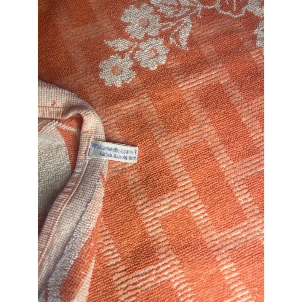 Vintage West Germany 100% Cotton Hand Towel Coral Pink Floral Brick Pattern 33